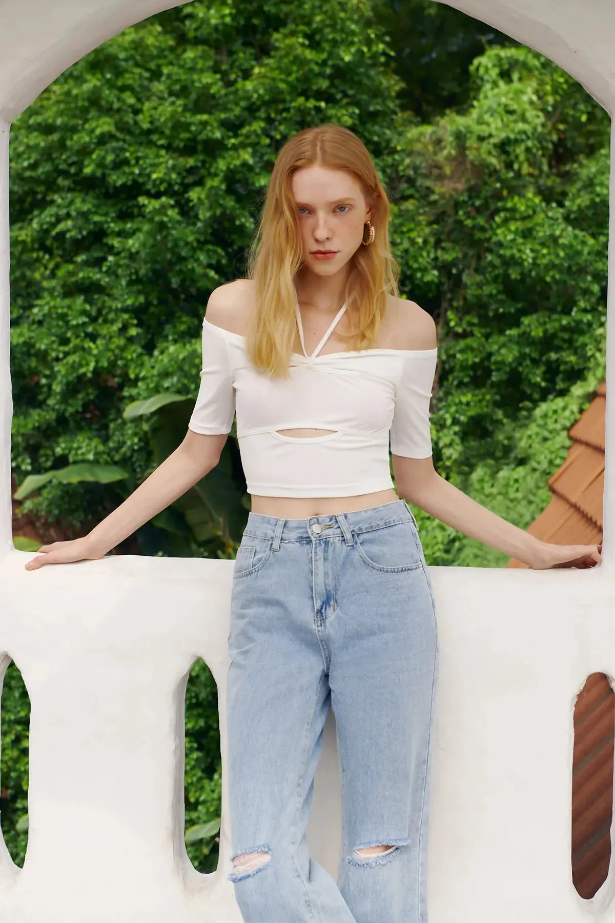 Women's Cut Out Halter Crop Top